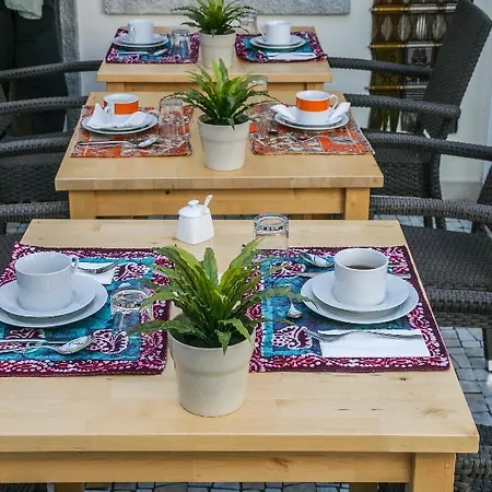 Casa Shanti Niketan Guest house Estoril
