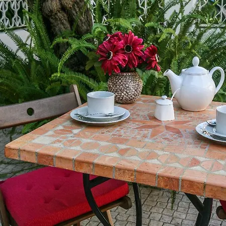 Casa Shanti Niketan Vendégház Estoril