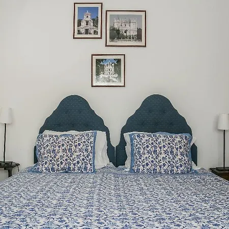 Casa Shanti Niketan Гостевой дом Эшторил