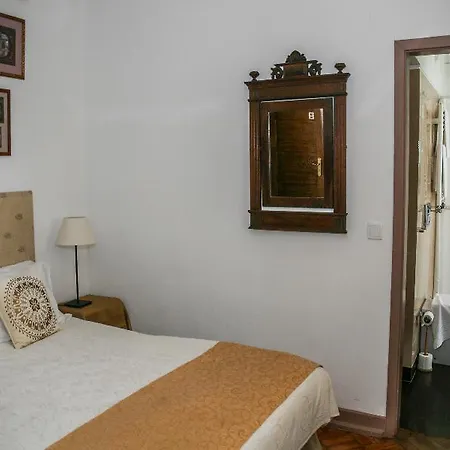 Casa Shanti Niketan 4* Эшторил