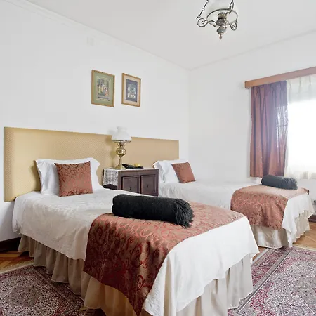 Casa Shanti Niketan Pensión Estoril