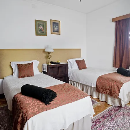 Casa Shanti Niketan Pensión 4*