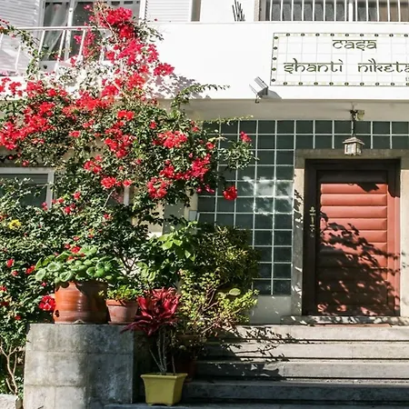 Pensión Casa Shanti Niketan Estoril