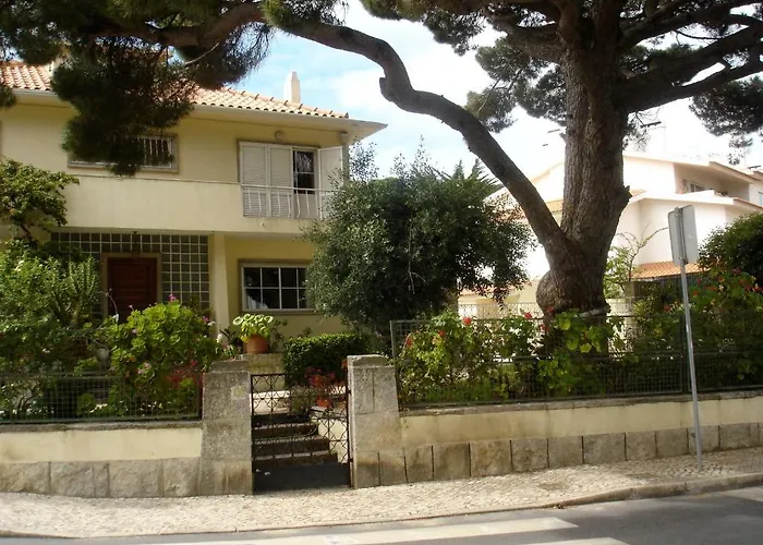 Casa Shanti Niketan 招待所 埃斯托利尔
