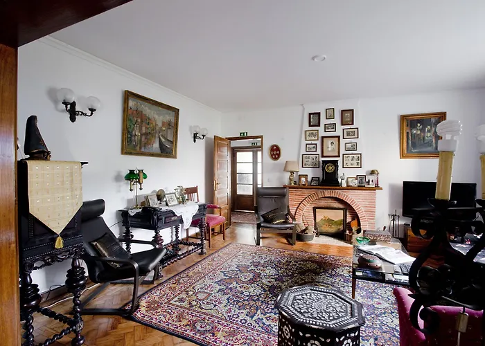 Casa Shanti Niketan 4* 埃斯托利尔