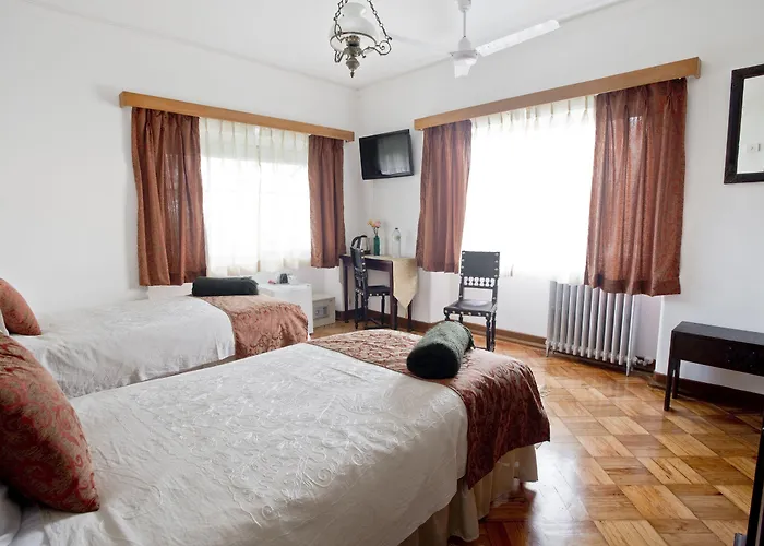 Casa Shanti Niketan 埃斯托利尔