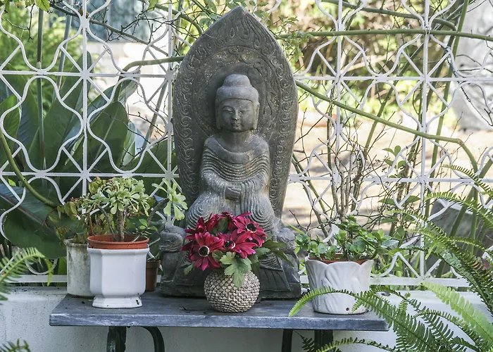 Casa Shanti Niketan 4* 埃斯托利尔