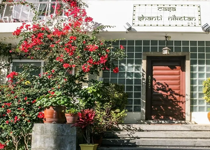 招待所 Casa Shanti Niketan 埃斯托利尔