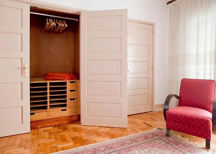 Casa Shanti Niketan 埃斯托利尔