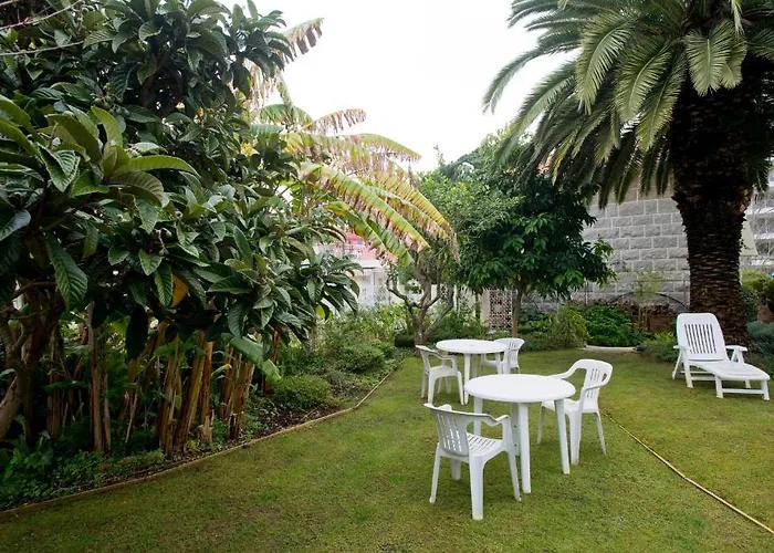 Casa Shanti Niketan 埃斯托利尔