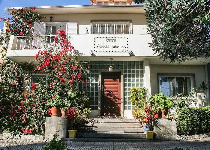 Casa Shanti Niketan 4* 埃斯托利尔